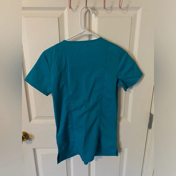 Cherokee Scrub Set - Picture 4 of 8